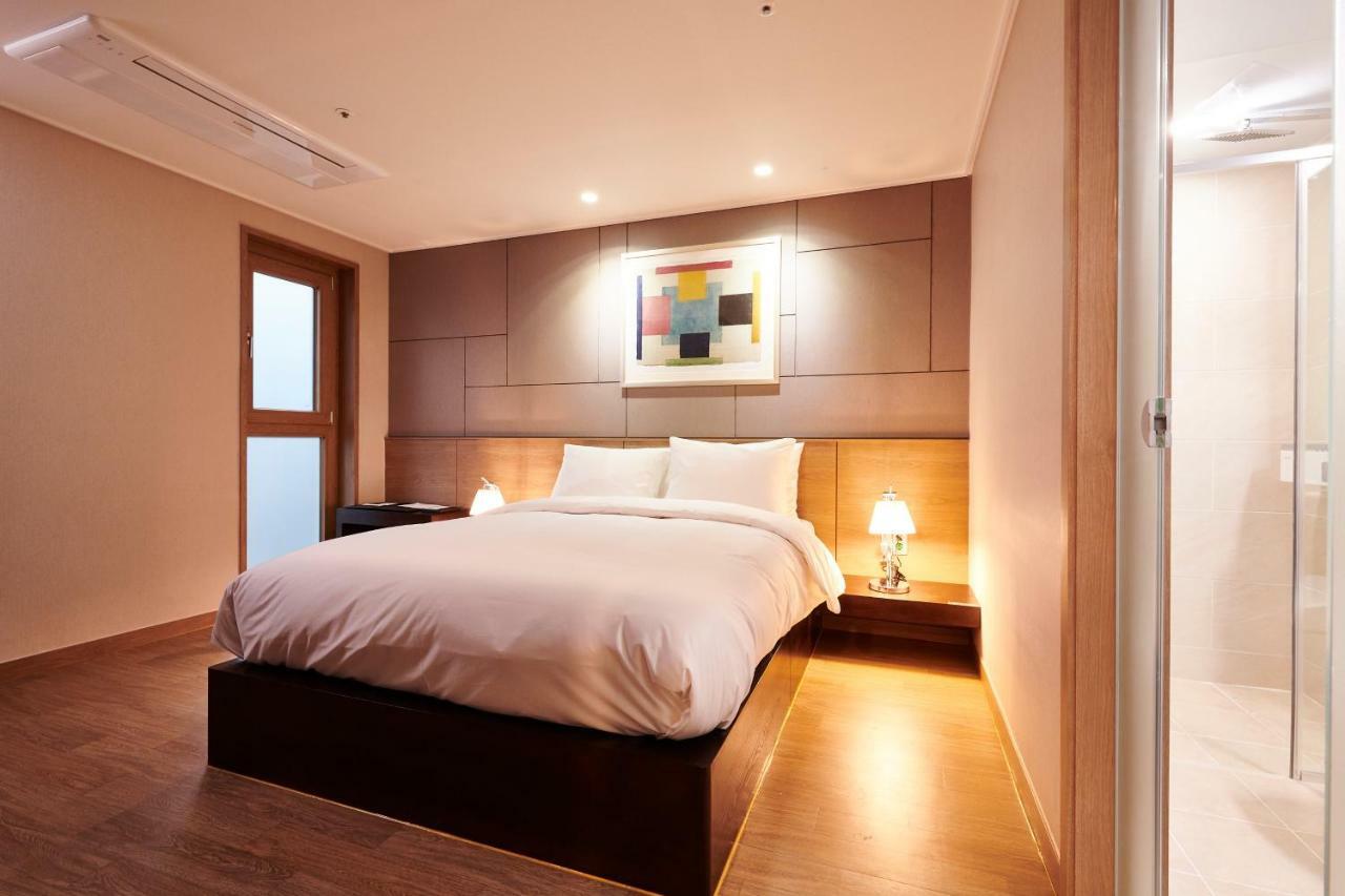 New Raon Stay Чинджу Экстерьер фото