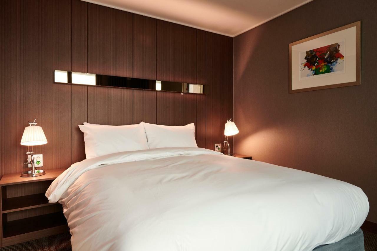 New Raon Stay Чинджу Экстерьер фото